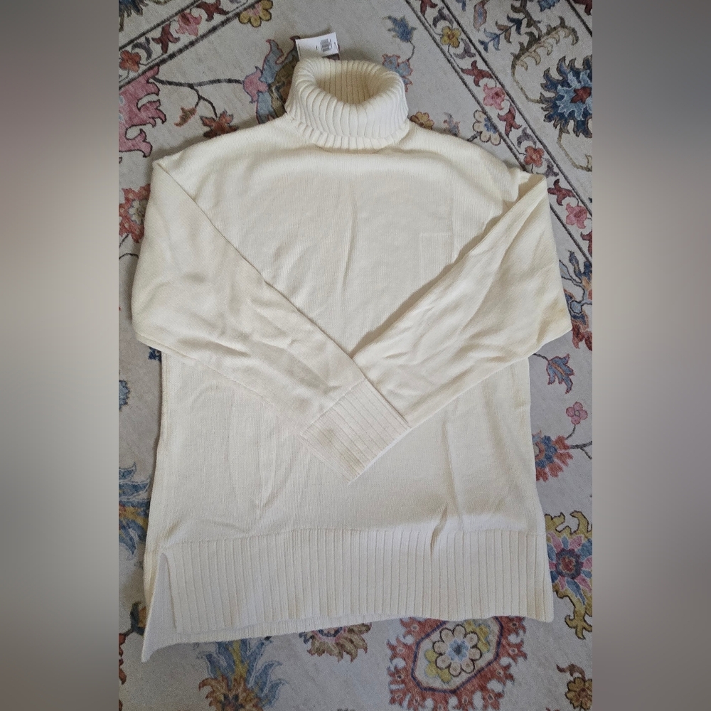 Old Navy Women's Cream Turtleneck Sweater LARGE TALL NWT